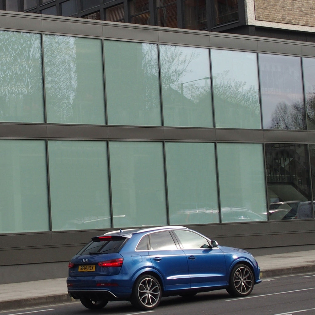 One-Way Privacy: Micro-Perforated Translucent – Contra Vision